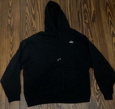Alo Yoga Black Hoodie Men s Large L Minimal Logo Excellent Condition