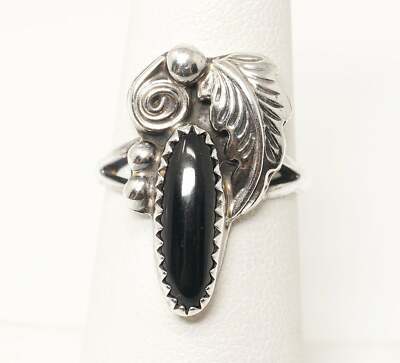 Extraordinary Vintage Native American Navajo Black Onyx Sterling Silver Bracelet Signed Extraordinary Vintage Native American Navajo Black Onyx Sterling Silver Bracelet Signed