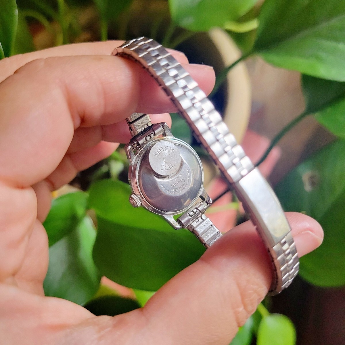 Vintage Timex Silver Numerals Dainty Classic Stretch Watch 