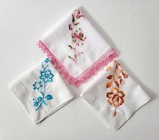 Lot 3 Vintage Shiny Enbroidered Handkerchiefs Large Flowers 1 With Tatted Edge