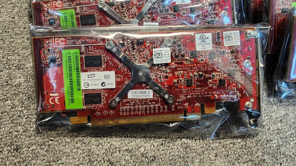 Dell ATI Radeon HD 3450 256MB DDR2 PCIe x16 DMS-59 Low Profile Video Card Y103D - Image 3 of 4