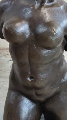 Escultura de bronce torso niña desnuda firmada por Maillol estatua estatuilla abstracta decoración - Imagen 9 de 10
