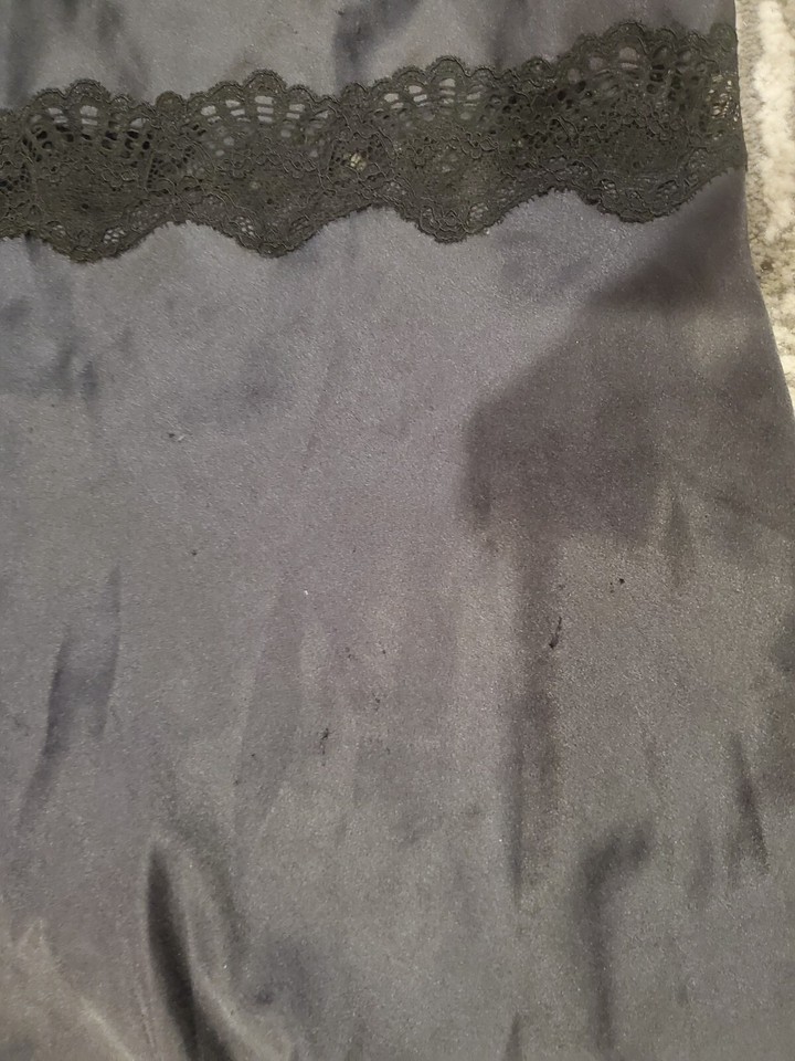 Victoria’s Secret Camisole Tank Top Lace Silky Satin Lace Black