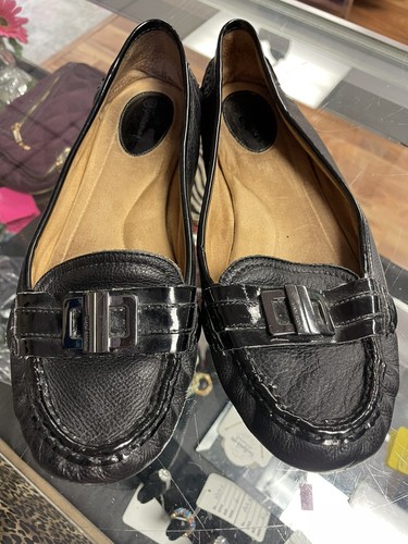 Giani Bernini Black Flats Leather Womens 10M (A20)