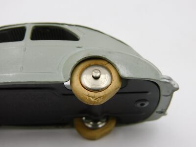 DINKY TOYS PEUGEOT 203 au 1/43 ème de couleur grise EUR 15,00 - FR