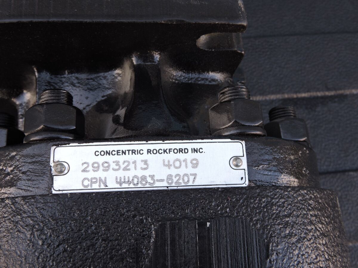 Kawasaki Wheel Loader 90ZIV Hydraulic Pump 44083-6207 Kawasaki Wheel Loader 90ZIV Hydraulic Pump 44083-6207