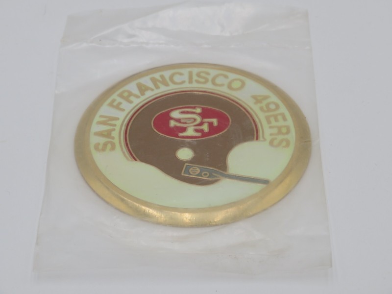 1970 International Crest SAN FRANCISCO 49ERS NFL Football Metal Medallion 3 IN.
