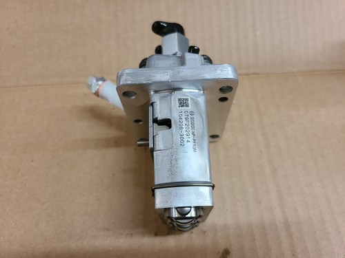 Pompa iniezione carburante nuova originale OEM Kubota D905 16030-510 16032-51013 - Foto 2 di 3