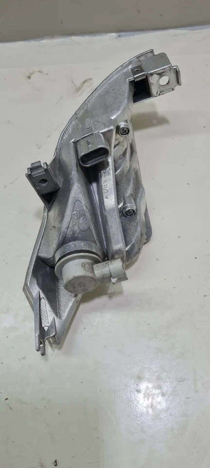 FRECCIA FANALINO STOP POSTERIORE SINISTRA SX  PIAGGIO BEVERLY 300 2010 2018 - Immagine 2 di 4