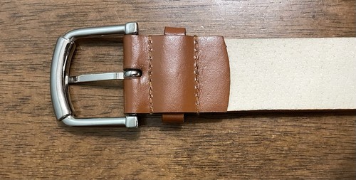 Ceinture en cuir marron Nine West taille M/33 1,5" large logo Bkl GUC - Photo 5/8
