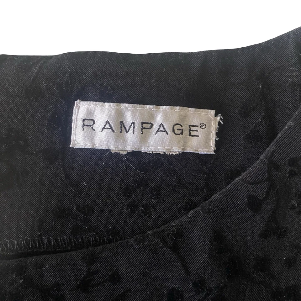 Mini Vestido Floral Terciopelo Negro Rampage Sin Mangas Cuello Redondo Pequeño Años 90 Y2K Foto 3 de 4