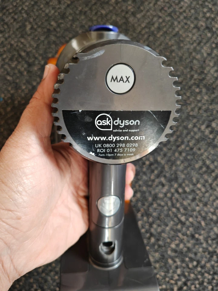 DYSON DC34 Vacuum Cleaner Main Body Handheld Motor+Battery Orange No Charger - Image 2 of 4