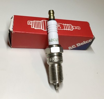 8x ACDelco C42CLTS Zündkerze passt für AUDI CITROEN FORD MERCEDES PEUGEOT VOLVO