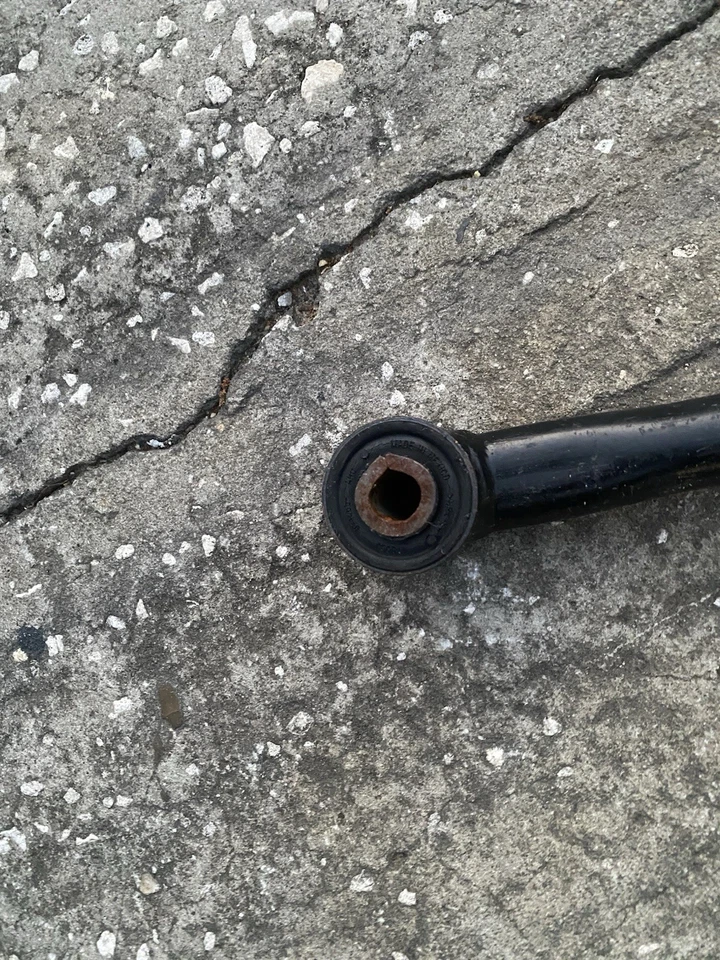 Barra estabilizadora barra de oruga trasera OEM 2020-2023 Jeep Gladiator JT 68488218AA Foto 2 de 4