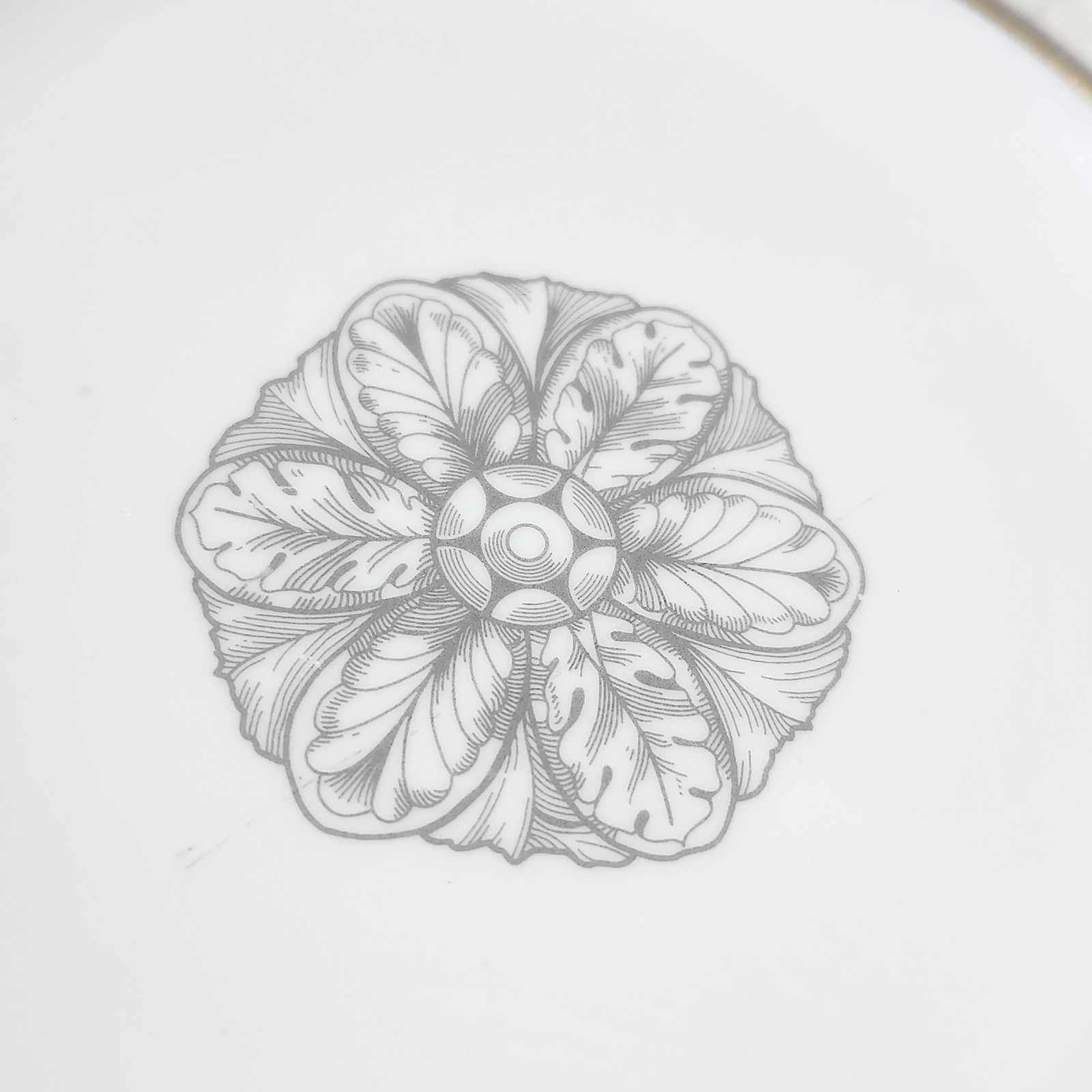 Royal Doulton Naples Gold Bread & Butter Plate image 4