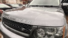 range rover sport se 2010 Bonnet