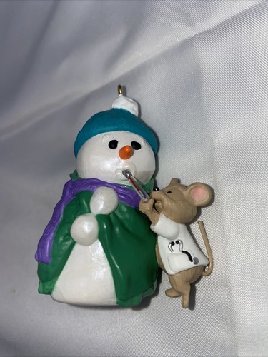 Hallmark Keepsake Ornament 1997 - Christmas Checkup Snowman Mouse - Picture 3 of 4