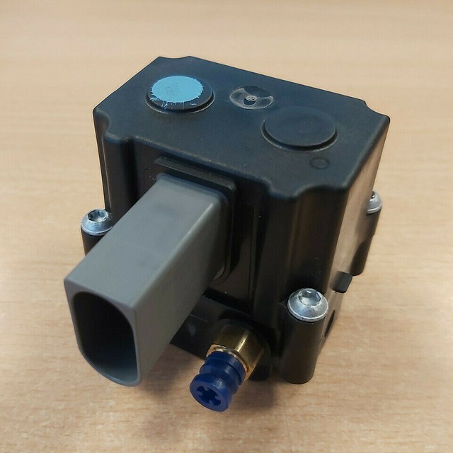 ORIGINAL BMW x5 e70 e71 Compressor Air Supply Device Suspension