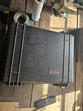 AGEMA THERMOVISION 570 THERMACAM W/ ACCESSORIES IN HARD CASE