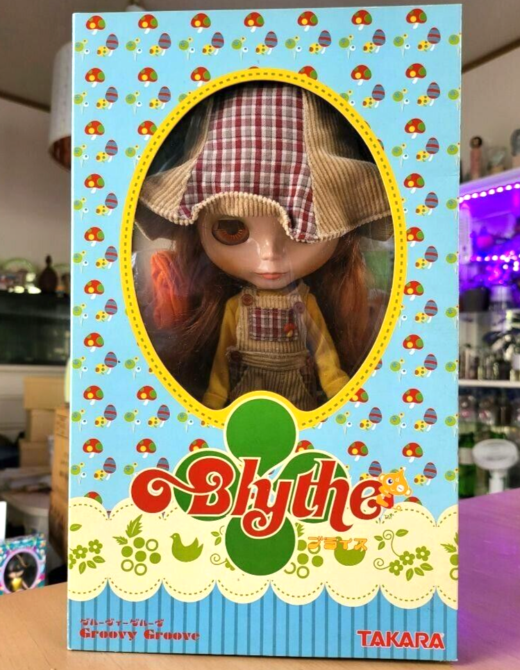 Neo Blythe Groovy Groove Fashion Doll SBL 2004 w/Box Used from