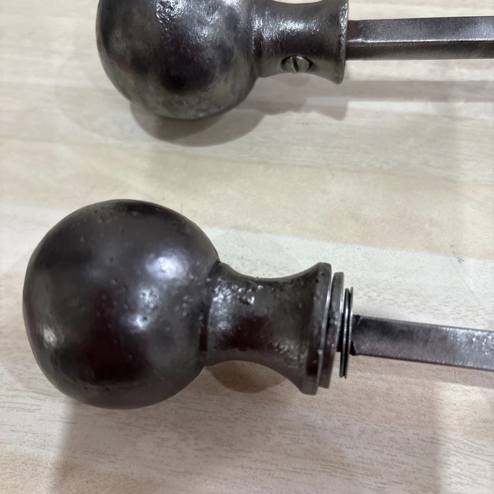 Door Handles Knobs Handle Vintage Cast Iron x2 - Image 4 of 4
