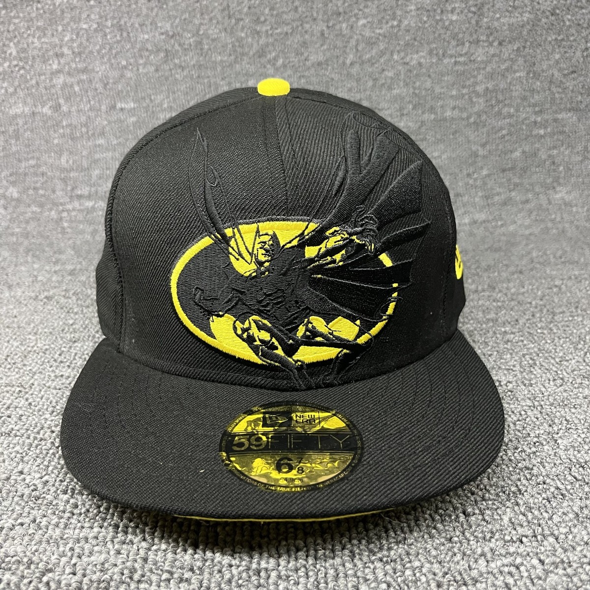New Era 59FIFTY Batman DC Comics Fitted Hat 6 7/8 Black Yellow Wool Underbrim
