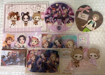 The IDOLMSTER SideM Mofumofuen Acrylic Stand Set with Bonus Card