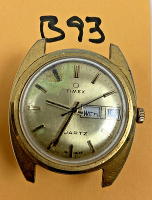 1978 Timex Q Quartz Day Date Watch France M66 9696106678 Runs Spare Parts Repair