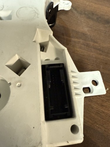 OEM 2002-2004 Mini Cooper 1.6L R53 SPEEDOMETER INSTRUMENT CLUSTER ODOMETER - Picture 8 of 11