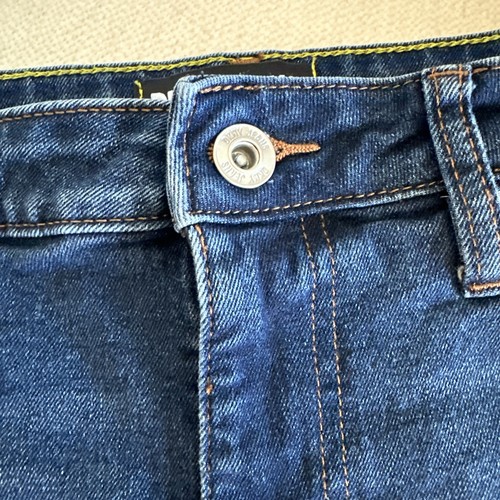 DKNY Jeans Dark Wash Mini Skirt Size 10 Ladies Great Condition - Picture 3 of 7
