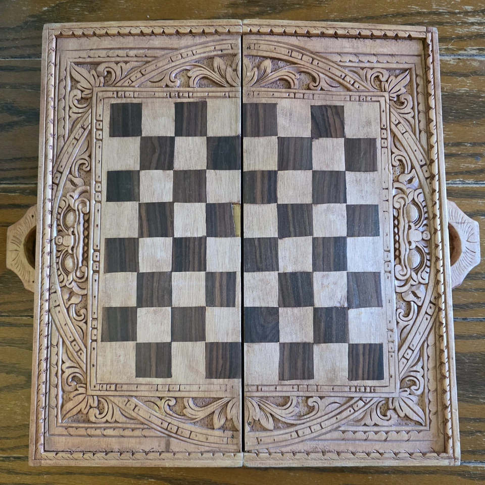 Tablero de ajedrez, backgammon, damas de colección madera tallada hecho a mano raro. Tamaño completo Foto 4 de 4