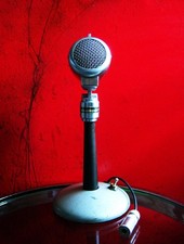 Vintage 1940's Turner 22D dynamic microphone Hi Z w Astatic E6G stand display 2
