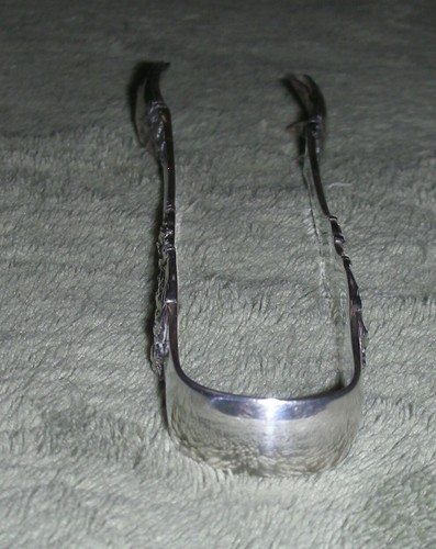FRANCIS I ~ Reed & Barton ~ STERLING ~ Large SUGAR TONGS ~ c1907 ~ 4 3/4" - Picture 4 of 5