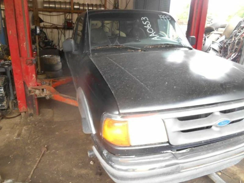 Chasis ECM multifunción detrás del tablero central compatible con 95-97 Ranger 47103 Foto 2 de 4