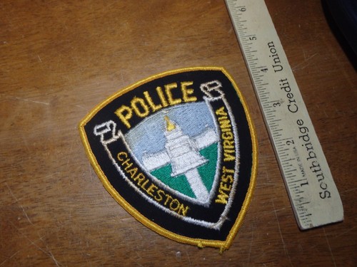 CHARLESTON WEST VIRGINIA POILCE SHOULDER PATCH OBSOLETE BX 25#13