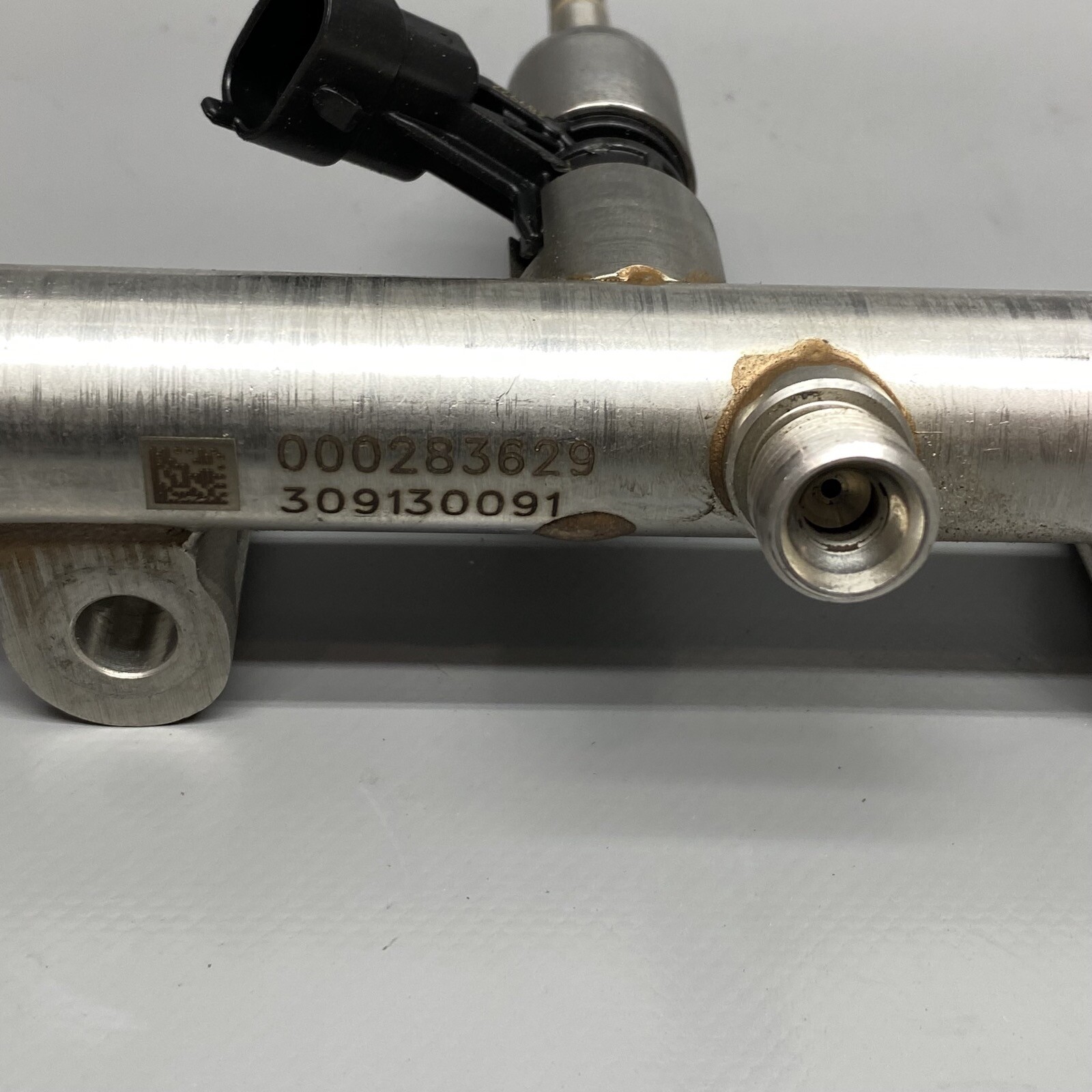 MASERATI GHIBLI LEVANTE QUATTROPORTE FUEL PIPE RIGHT 2014 2015 16 17 18 2019 OEM