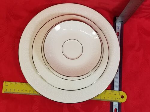 Lenox China Courtyard Platinum 5 Piezas Cena Lugar Setting - Imagen 3 de 10
