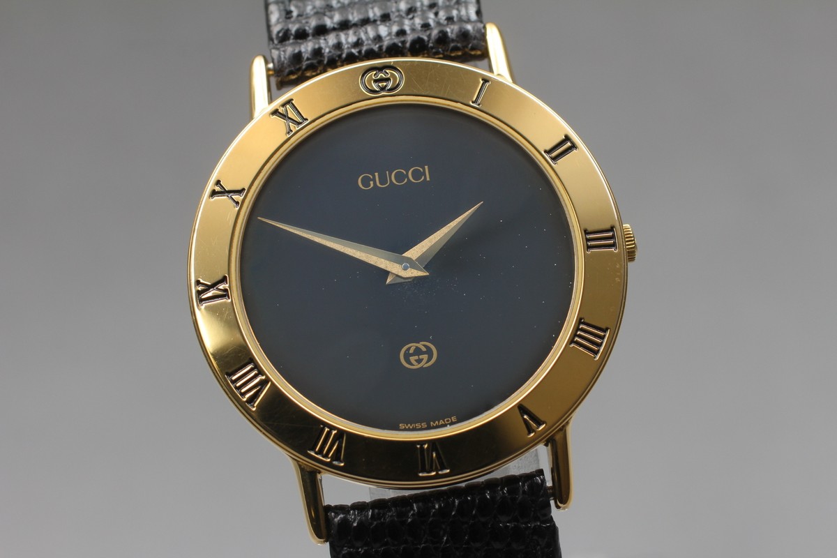 【稼働品】GUCCI 3000M ヴィンテージ腕時計 グッチ ローマン Authentic Gucci 3000M Gucci Stripe Dial Gold Plated Quartz