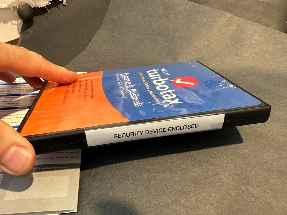 2018 Turbo Tax Home & Business New ‼️ Windows & Mac CD Federal & State returns - Image 3 of 4