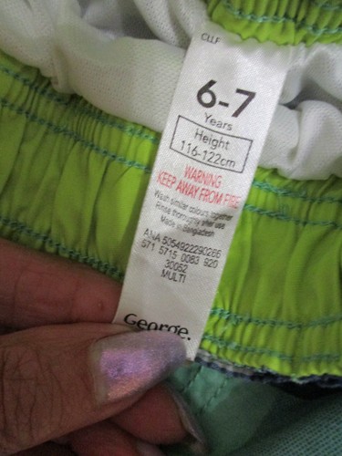 Boys Shorts / Swim shorts Age 6/7 years - Picture 4 of 6