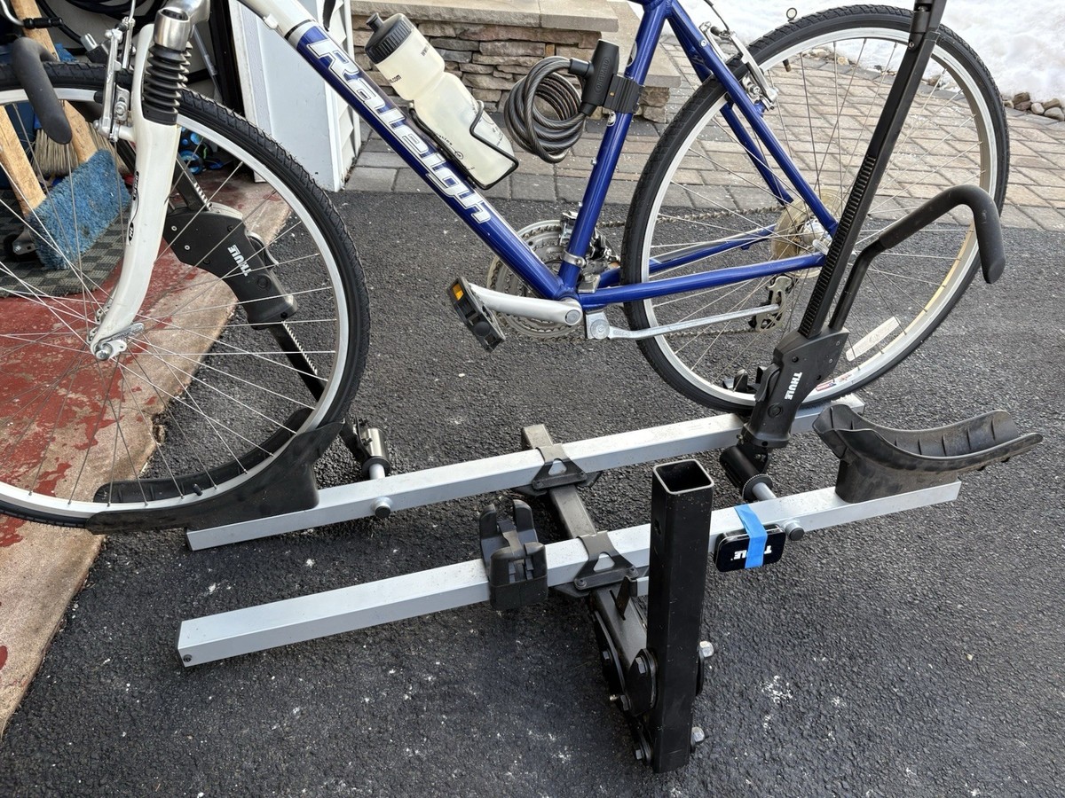 Thule 916XTR Hitch Mount Foldable Bike Rack for 2 Bikes, Black