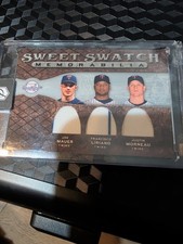 2009 Sweet Spot - Sweet Swatch Memorabilia Dual Joe Mauer, Justin Morneau (MEM)