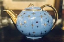 Vintage ~ HALL 6 Cup  Periwinkle Blue & Gold Atomic Starburst PORCELAIN TEAPOT
