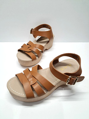 The Children s Place Girls Tan Platform Dress Sandals Size 13 NWT Strappy