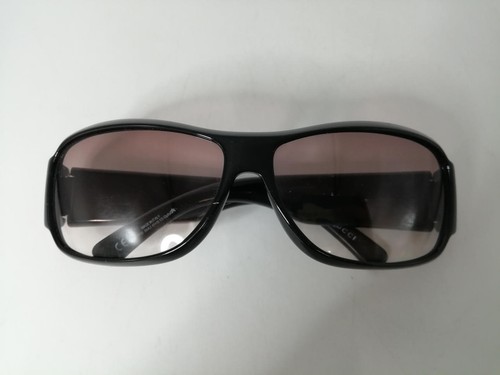 GUCCI Model number: 584LE Sunglasses - Picture 2 of 13