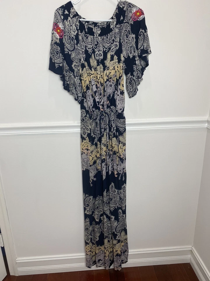 Macacão feminino Anthropology Jolie fora do ombro tamanho SP - Imagem 4 de 4