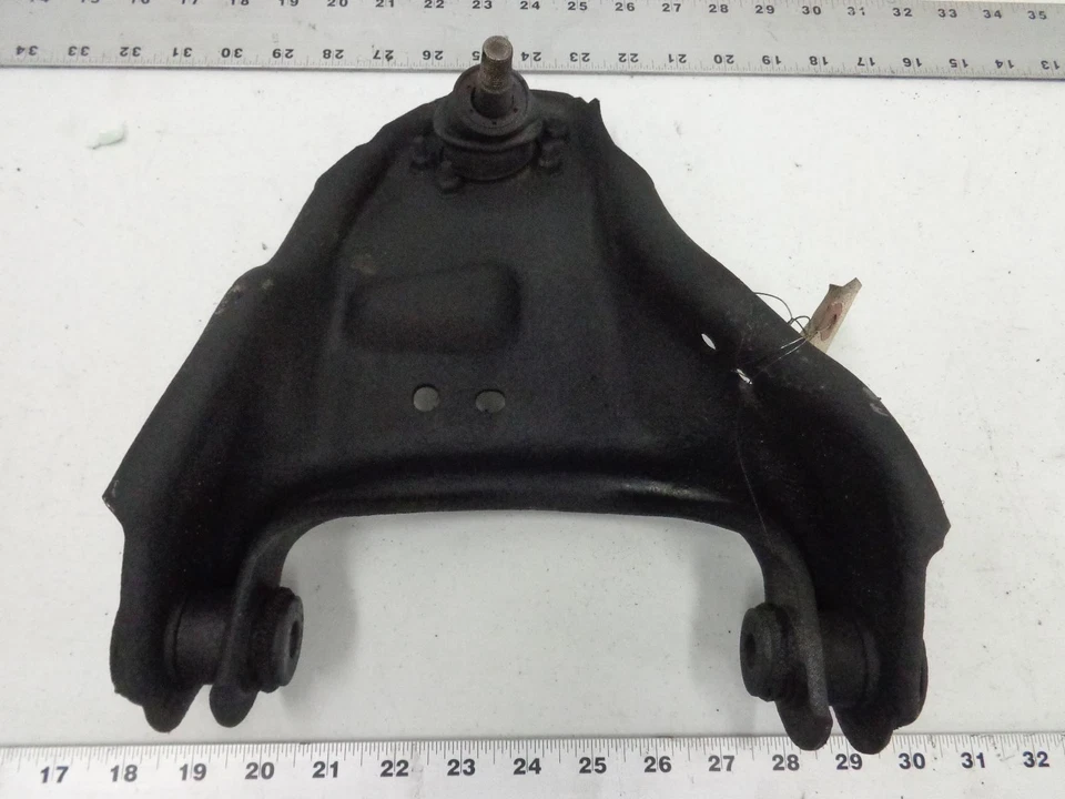 Brazo de control superior delantero derecho Chevy S10 4x4 GMC Sonoma lado del pasajero 15661508 Foto 2 de 4
