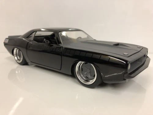 Fast And Furious Lettys Plymouth barracuda 1:24 Echelle Jada 97195 - Photo 2/4