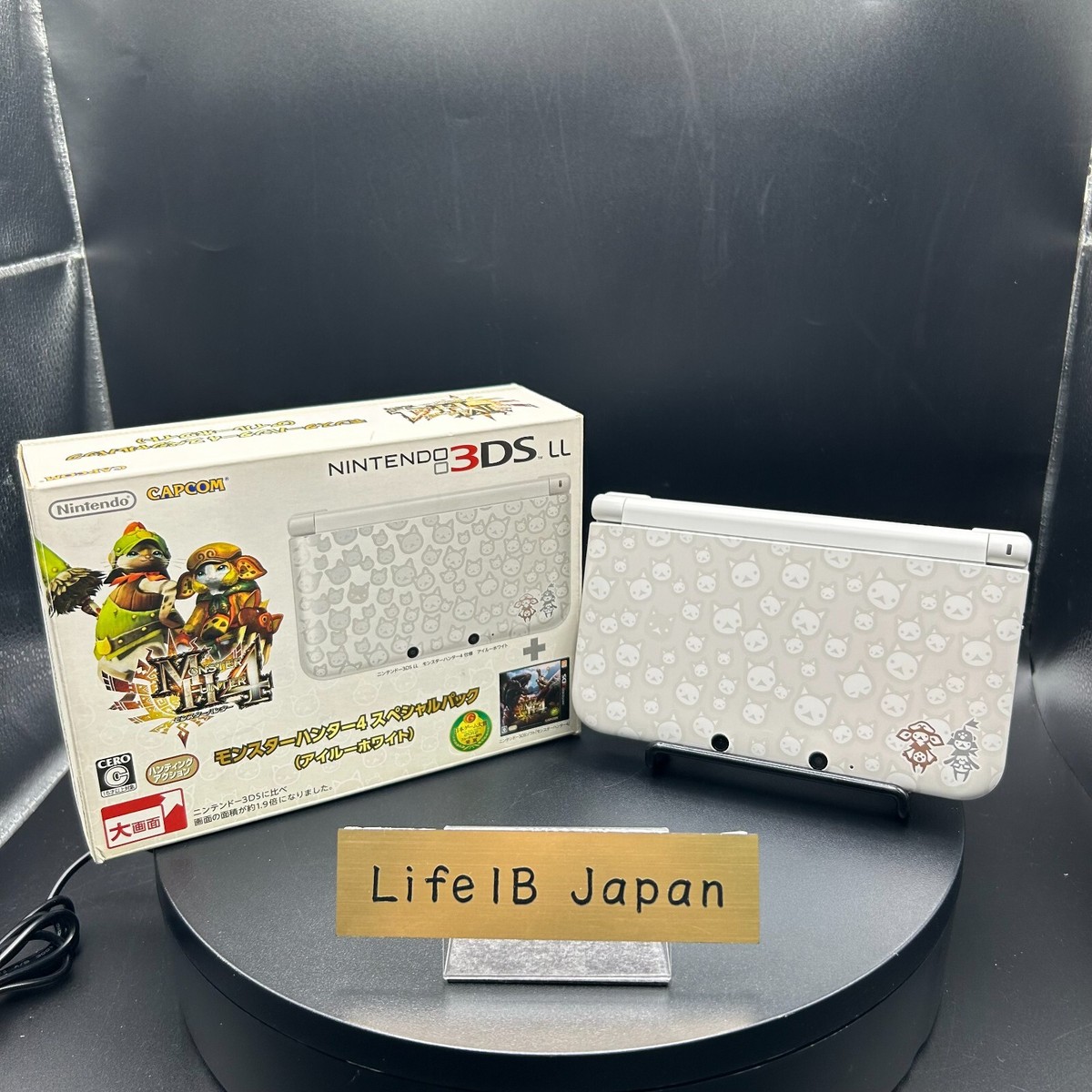 Nintendo 3DS LL Monster Hunter 4 Airou White Console Special Pack 