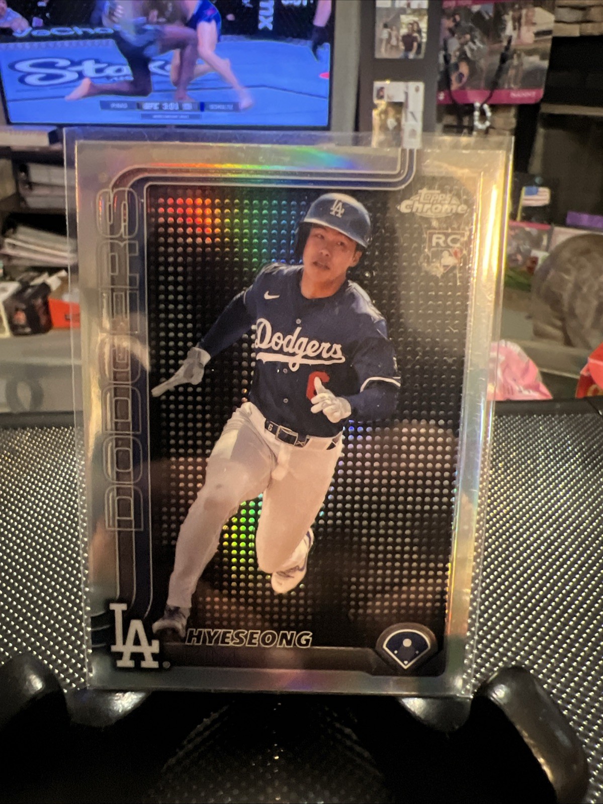 2025 Topps Chrome - Hyeseong Kim #152 Lightboard Logo Refractor (RC)
